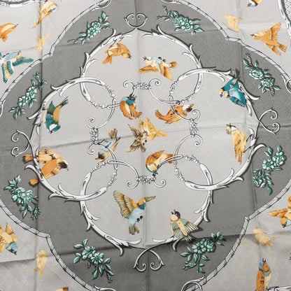 Hermès Carré 90 "LA CLE des CHAMPS" Silk handkerchief in Beige