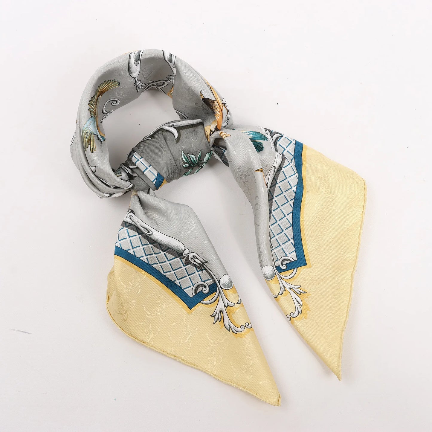 Hermès Carré 90 "LA CLE des CHAMPS" Silk handkerchief in Beige