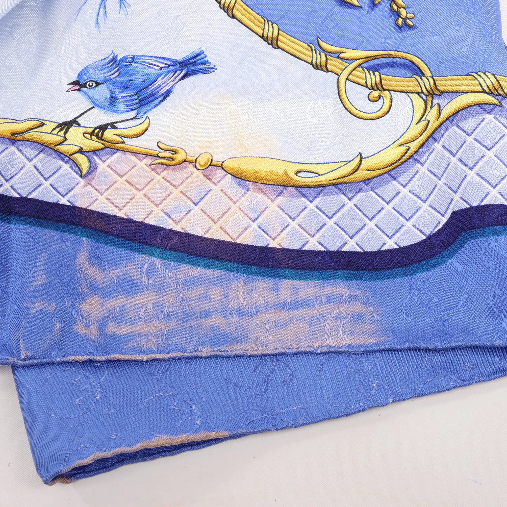 Hermès Carré 90 "LA CLE des CHAMPS" Silk handkerchief in Blue