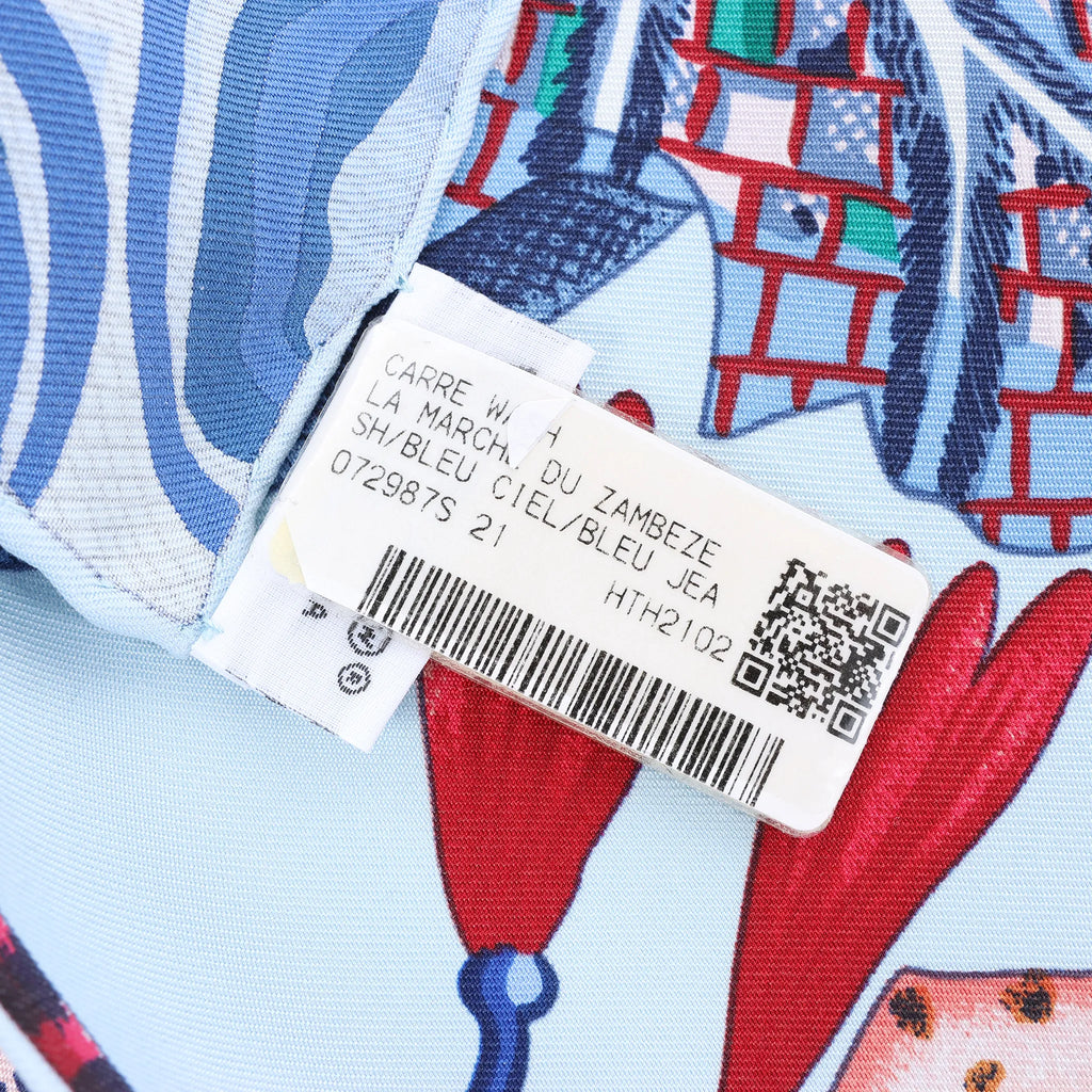 Hermès Carré 90 "LA MARCHE Du ZAMBEZE" Silk handkerchief in Blue