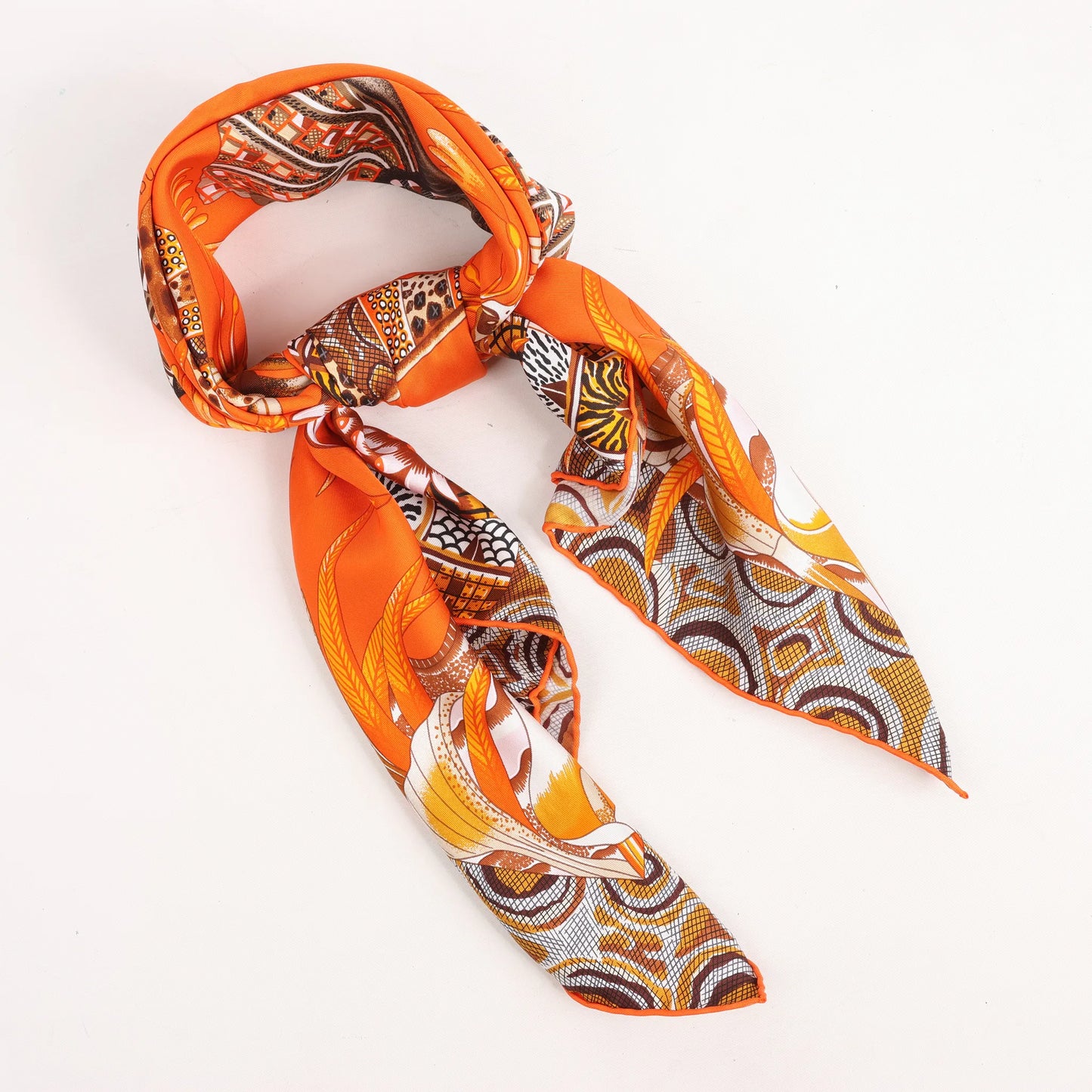 Hermès Carré 90 „LA MARCHE Du ZAMBEZE“ Seidentaschentuch in Orange