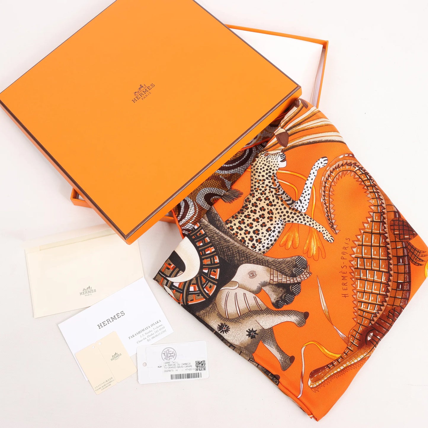 Hermès Carré 90 „LA MARCHE Du ZAMBEZE“ Seidentaschentuch in Orange