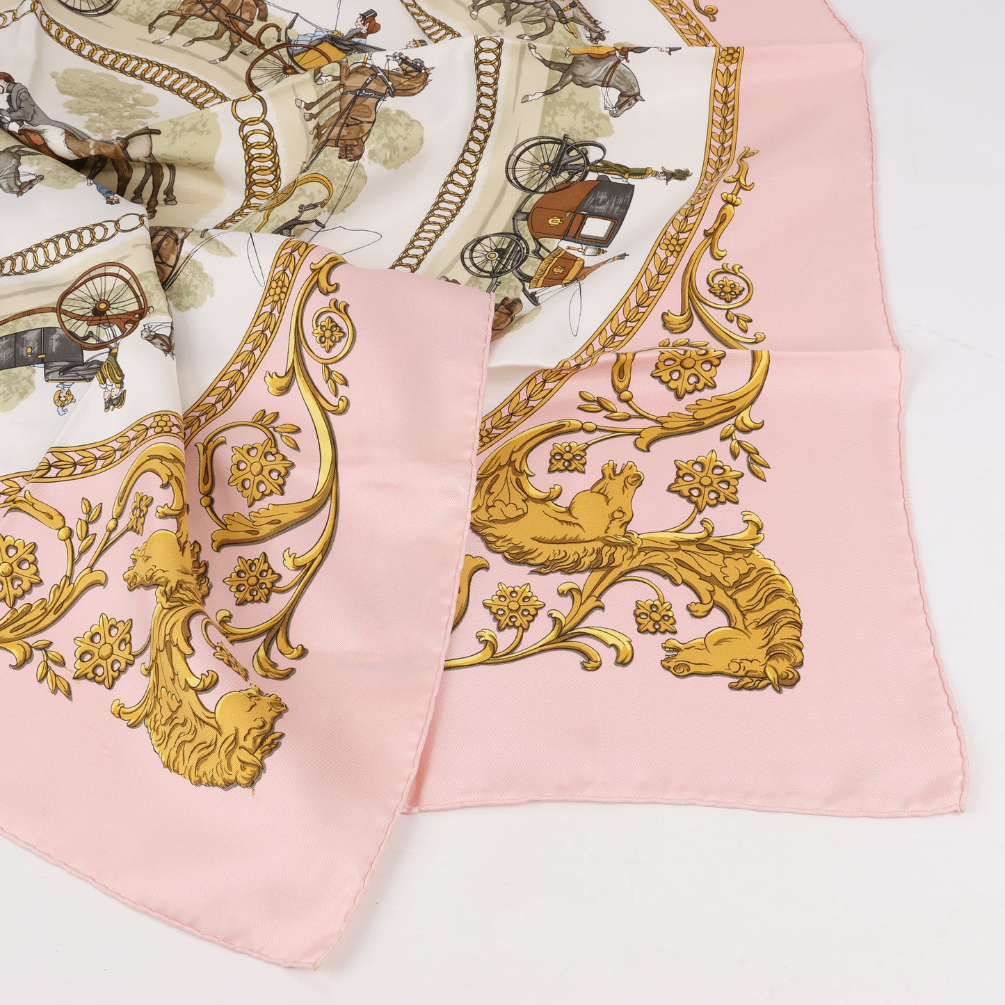 Hermès Carré 90 "LA PROMENADE DE LONGCHAMPS" Silk handkerchief in Pink