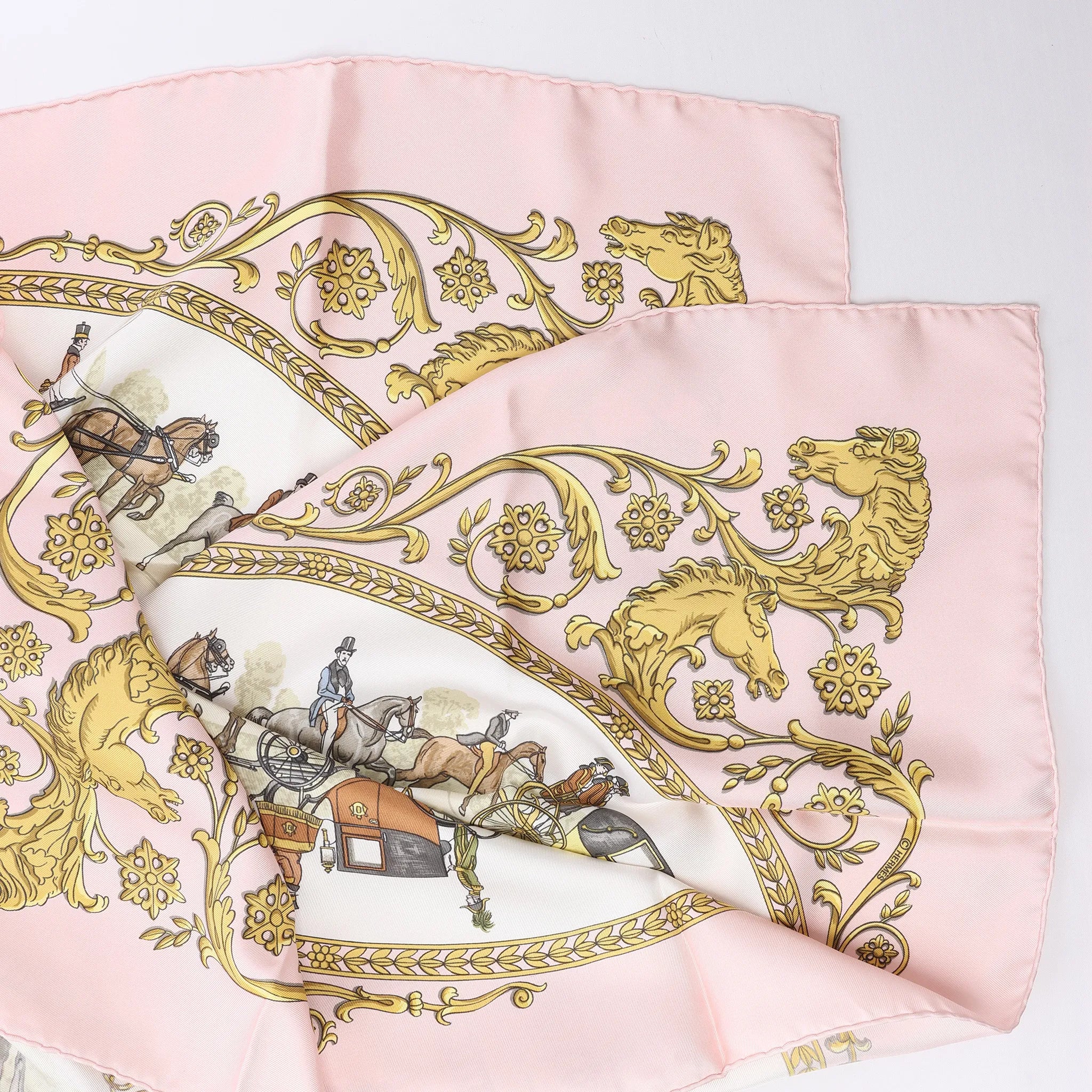 Hermès Carré 90 "LA PROMENADE DE LONGCHAMPS" Silk handkerchief in Pink