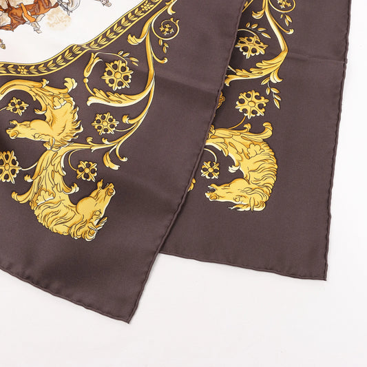 Hermès Carré 90 "LA PROMENADE DE LONGCHAMPS" Silk handkerchief in Brown