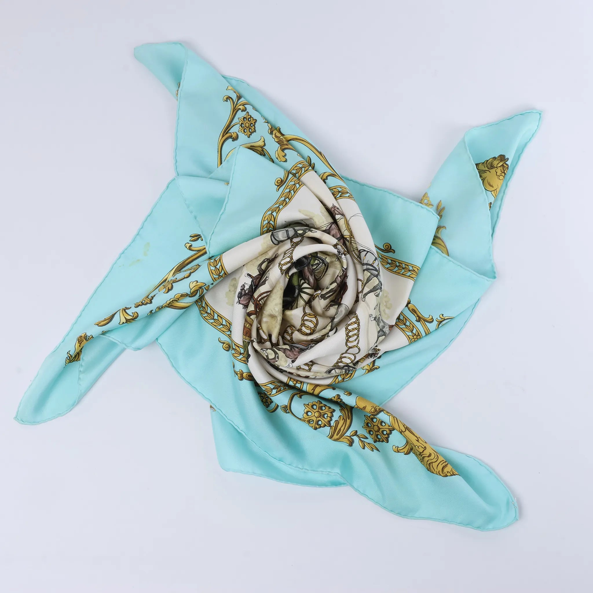 Hermès Carré 90 "LA PROMENADE DE LONGCHAMPS" Silk handkerchief in Blue