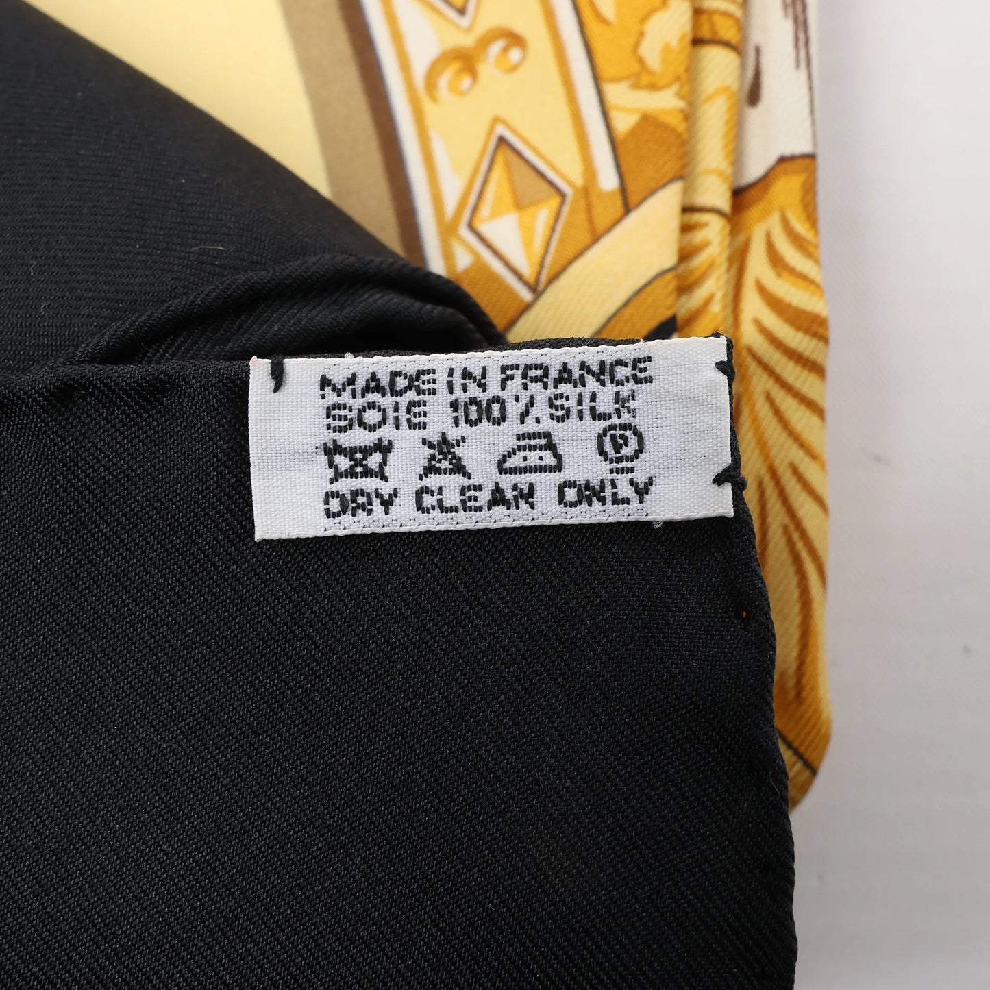Hermès Carré 90 "LA VIE a CHEVAL" Silk handkerchief in Black x Yellow
