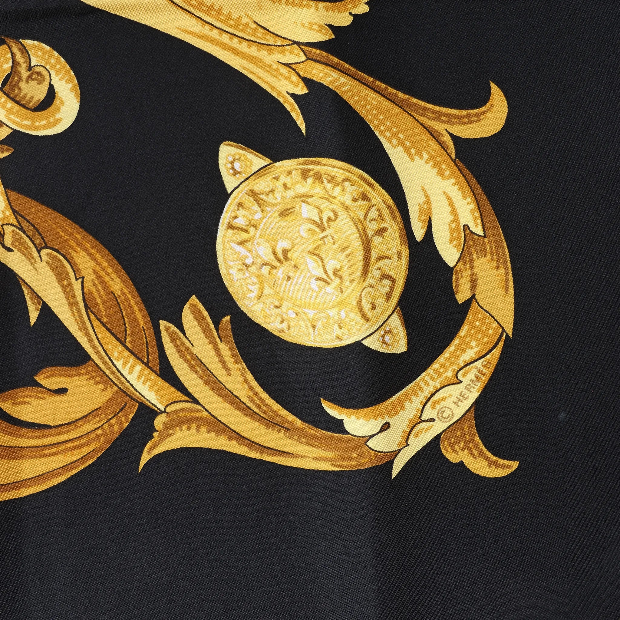 Hermès Carré 90 "LE MORS A LA CONETABLE" Silk handkerchief in Black x Gold