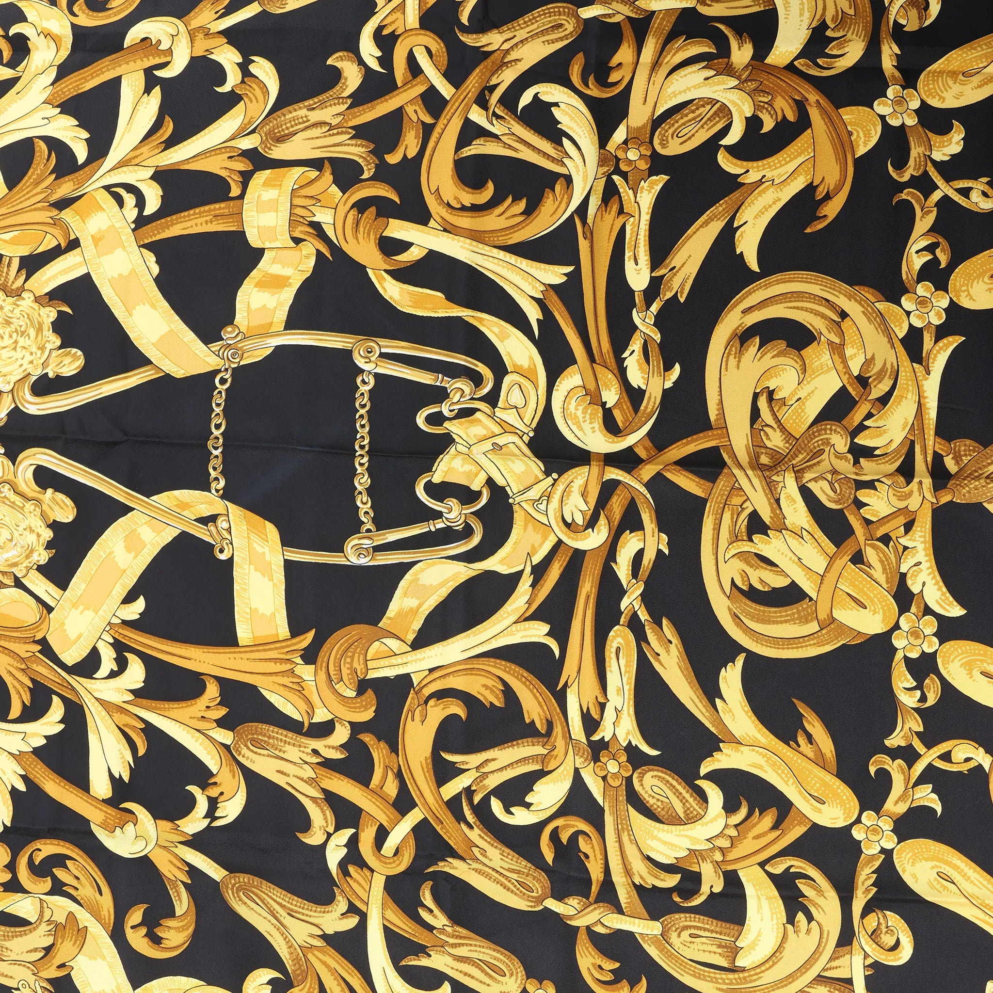 Hermès Carré 90 "LE MORS A LA CONETABLE" Silk handkerchief in Black x Gold
