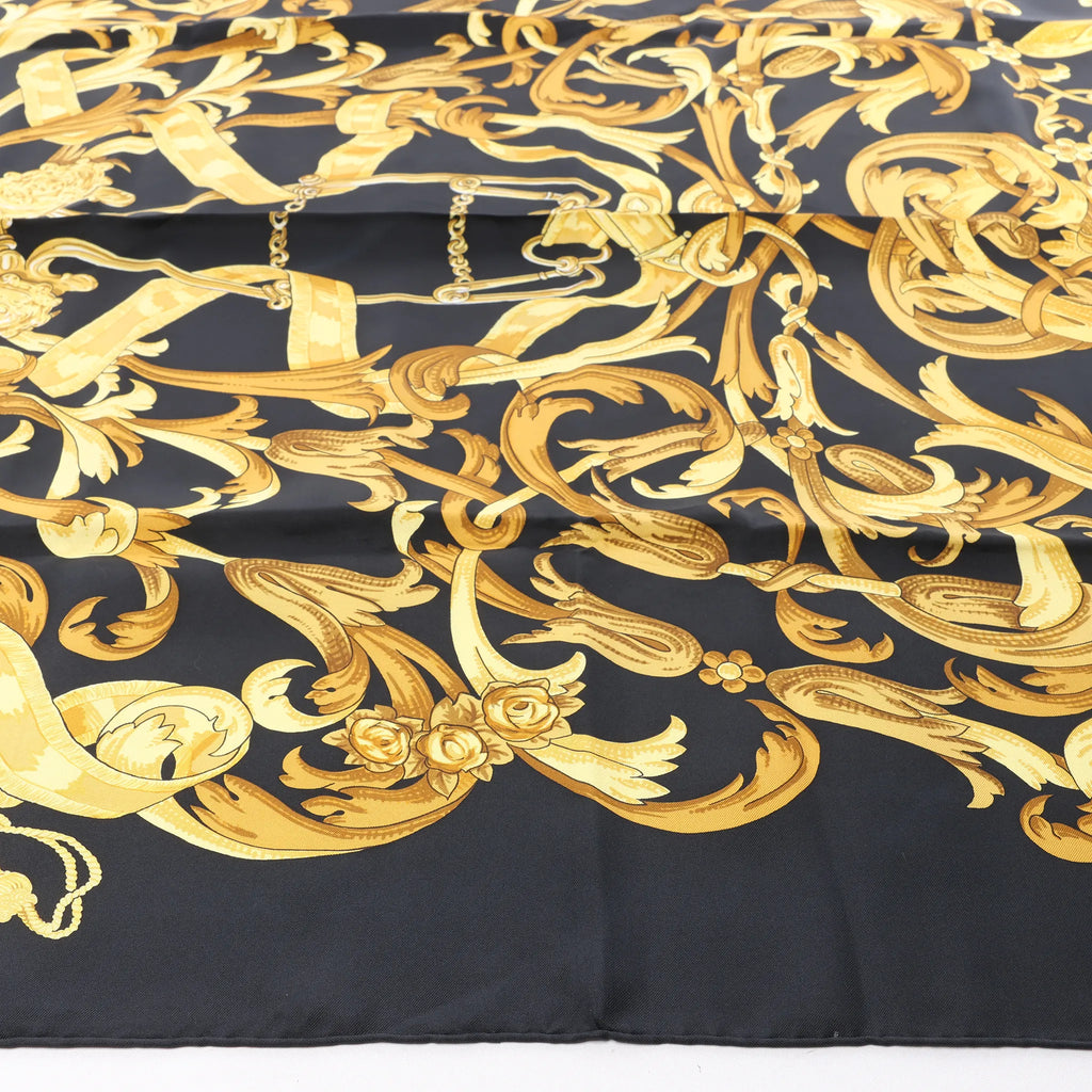 Hermès Carré 90 "LE MORS A LA CONETABLE" Silk handkerchief in Black x Gold