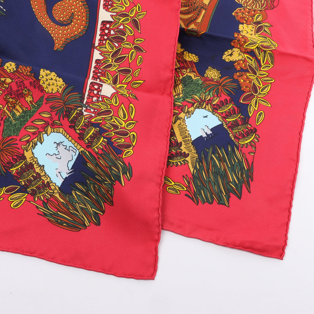 Hermès Carré 90 "LE PARADIS DU ROY" 100% Silk Scarf in Red