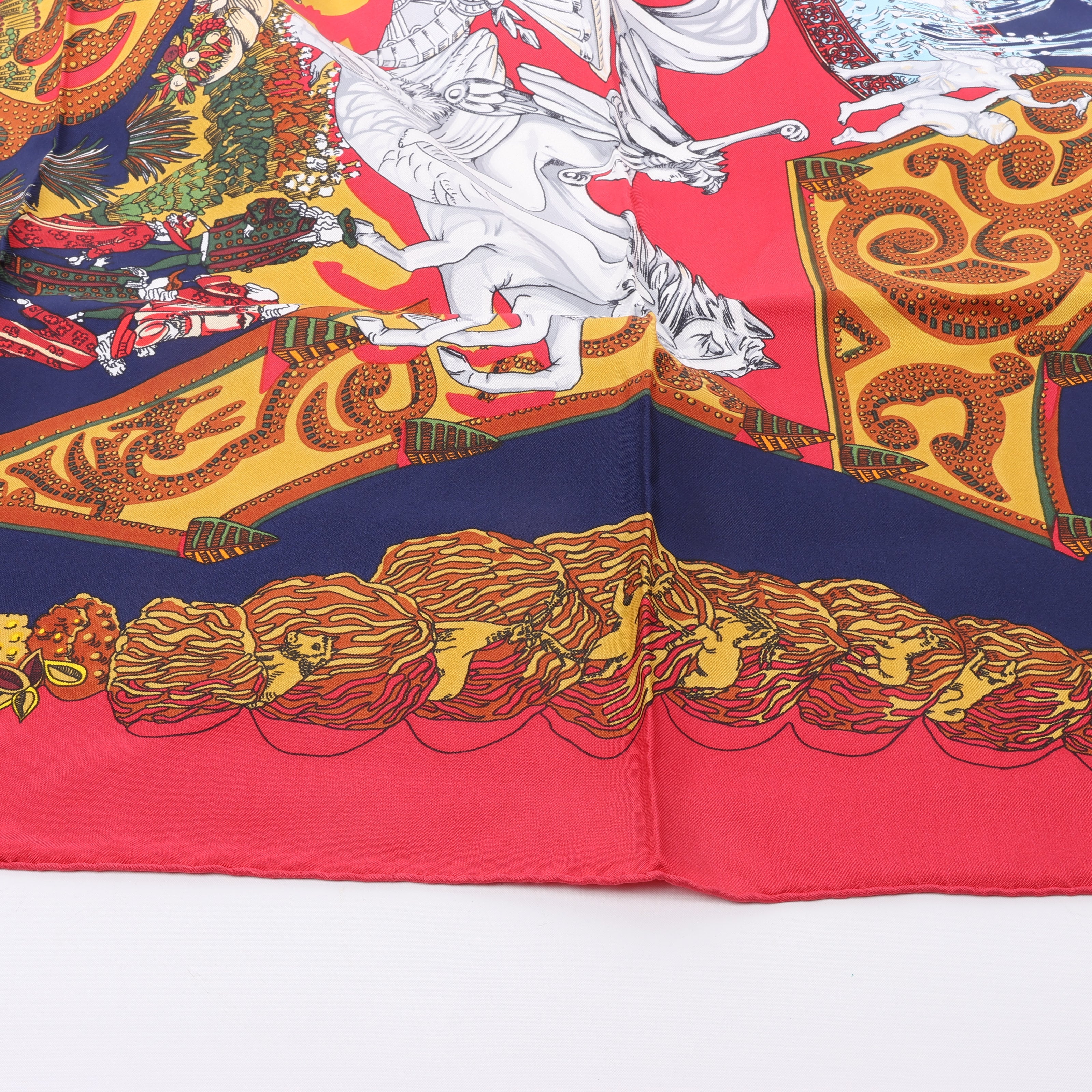 Hermès Carré 90 "LE PARADIS DU ROY" 100% Silk Scarf in Red