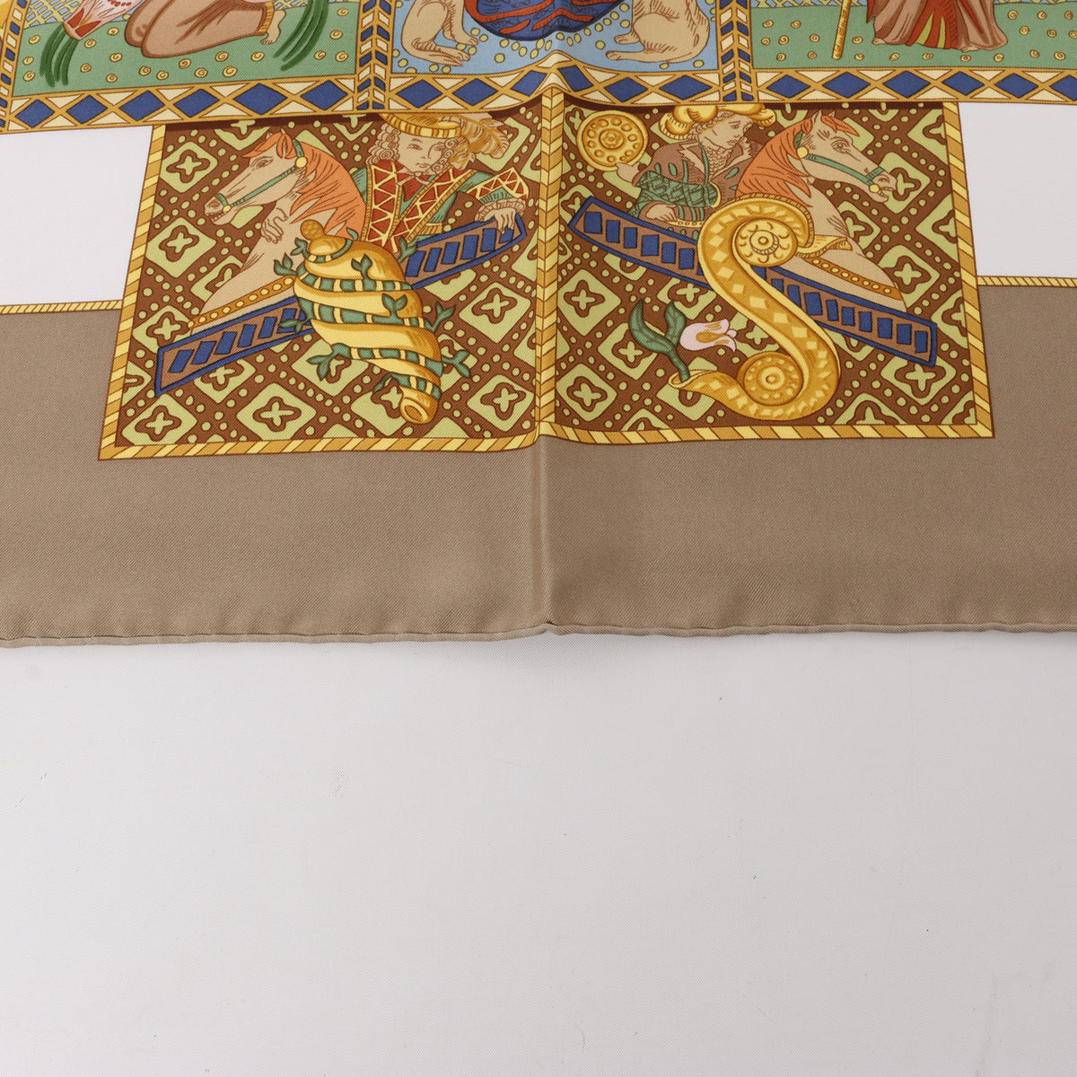 Hermès Carré 90 "LE TAROT" Silk handkerchief in Beige