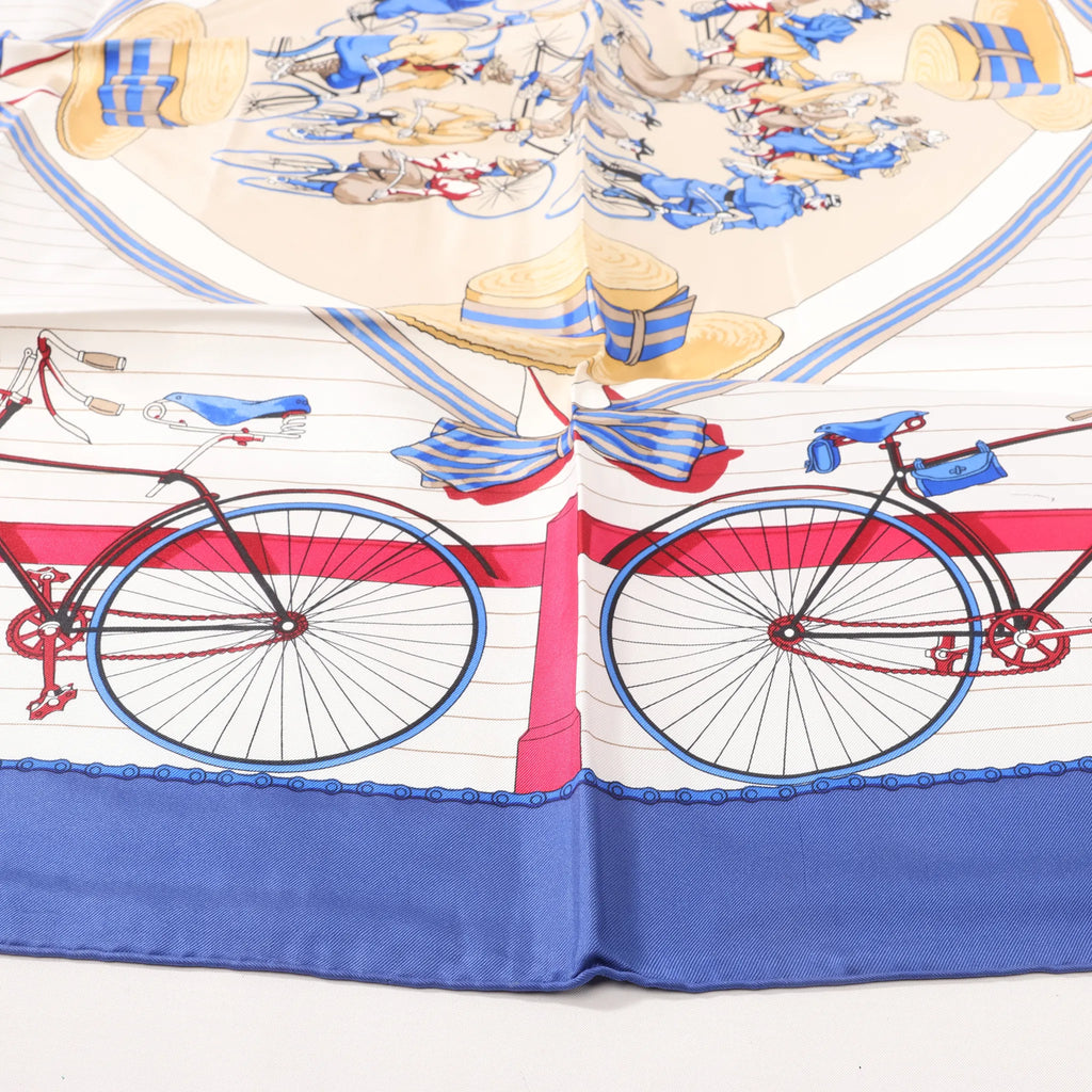 Hermès Carré 90 "LES BECANES" Silk handkerchief in Blue x White