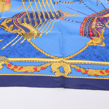 Hermès Carré 90 "LES BISSONE DE VENISE" Foulard 100% Soie en Bleu