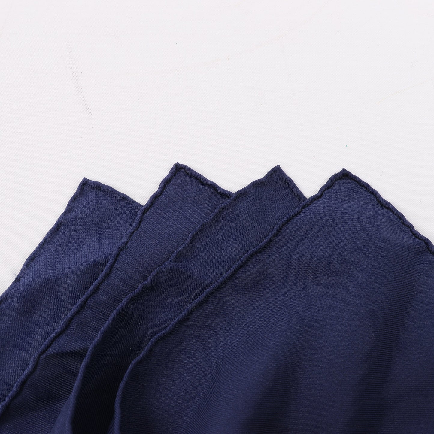 Hermès Carré 90 "LES CAVALIERS D'OR" 100% Silk Scarf in Navy Blue x Gold