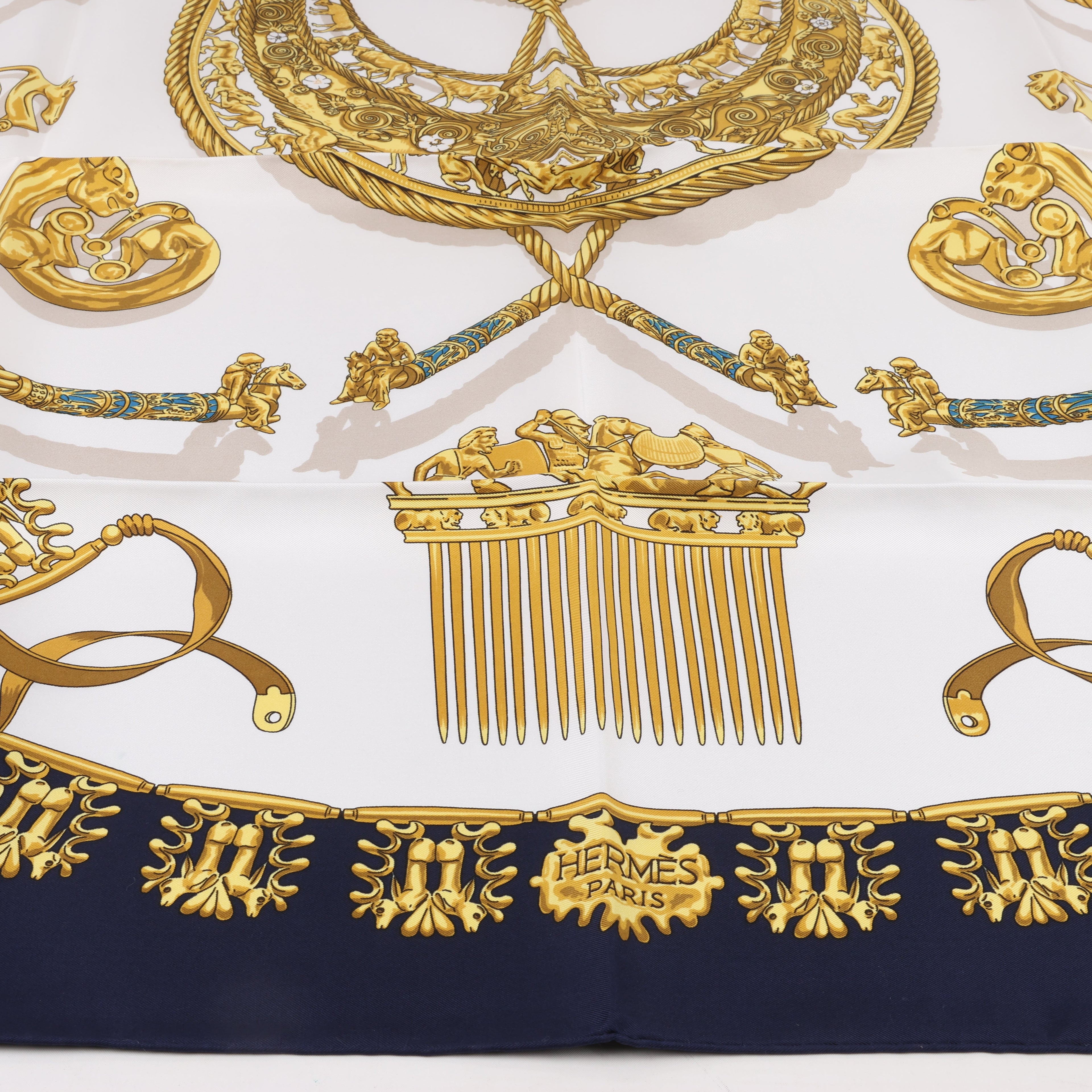 Hermès Carré 90 "LES CAVALIERS D'OR" Silk handkerchief in Navy Blue
