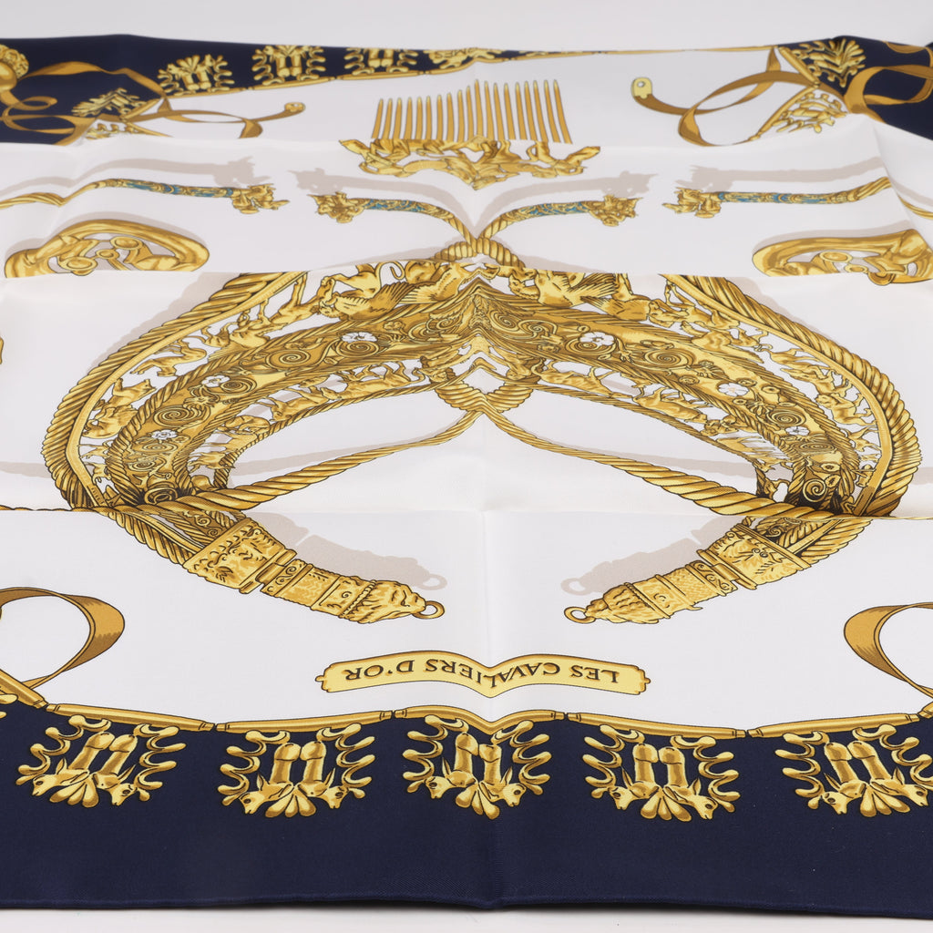Hermès Carré 90 "LES CAVALIERS D'OR" Silk handkerchief in Navy Blue