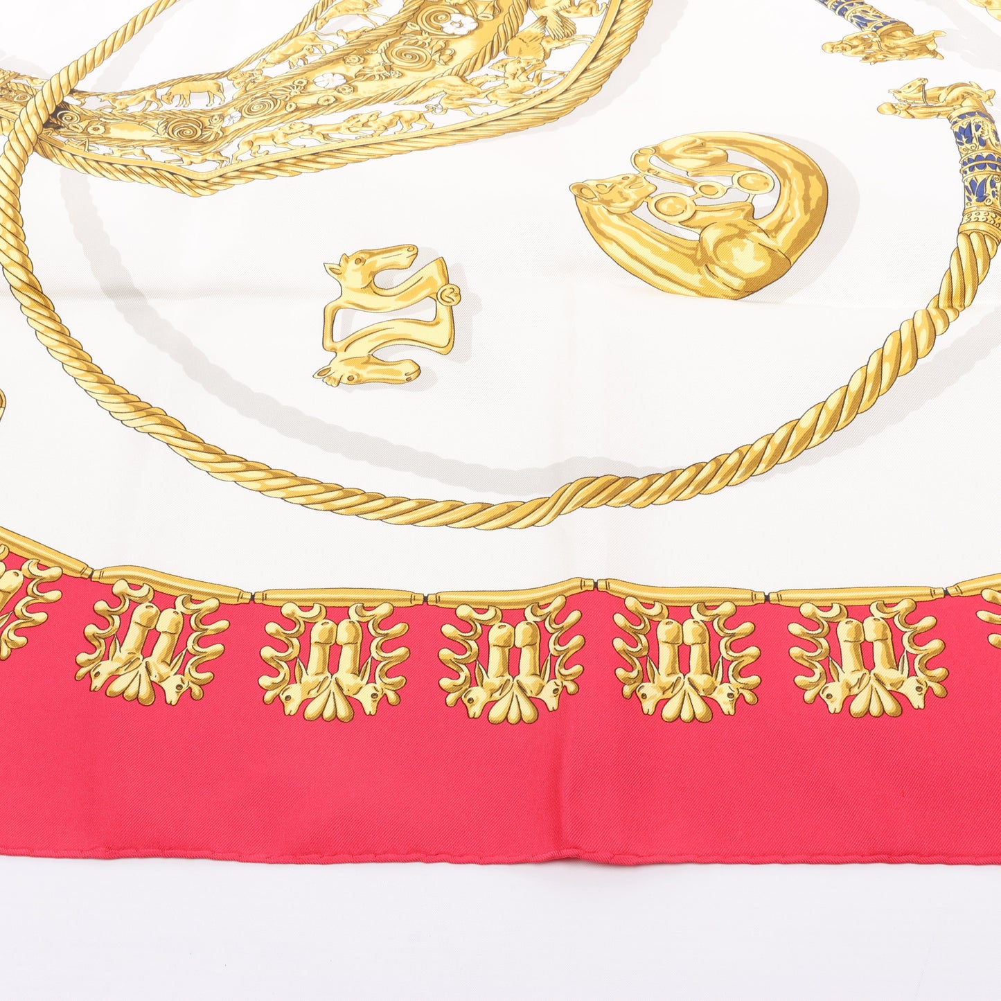 Hermès Carré 90 "LES CAVALIERS D'OR" 100% Silk Scarf in Red