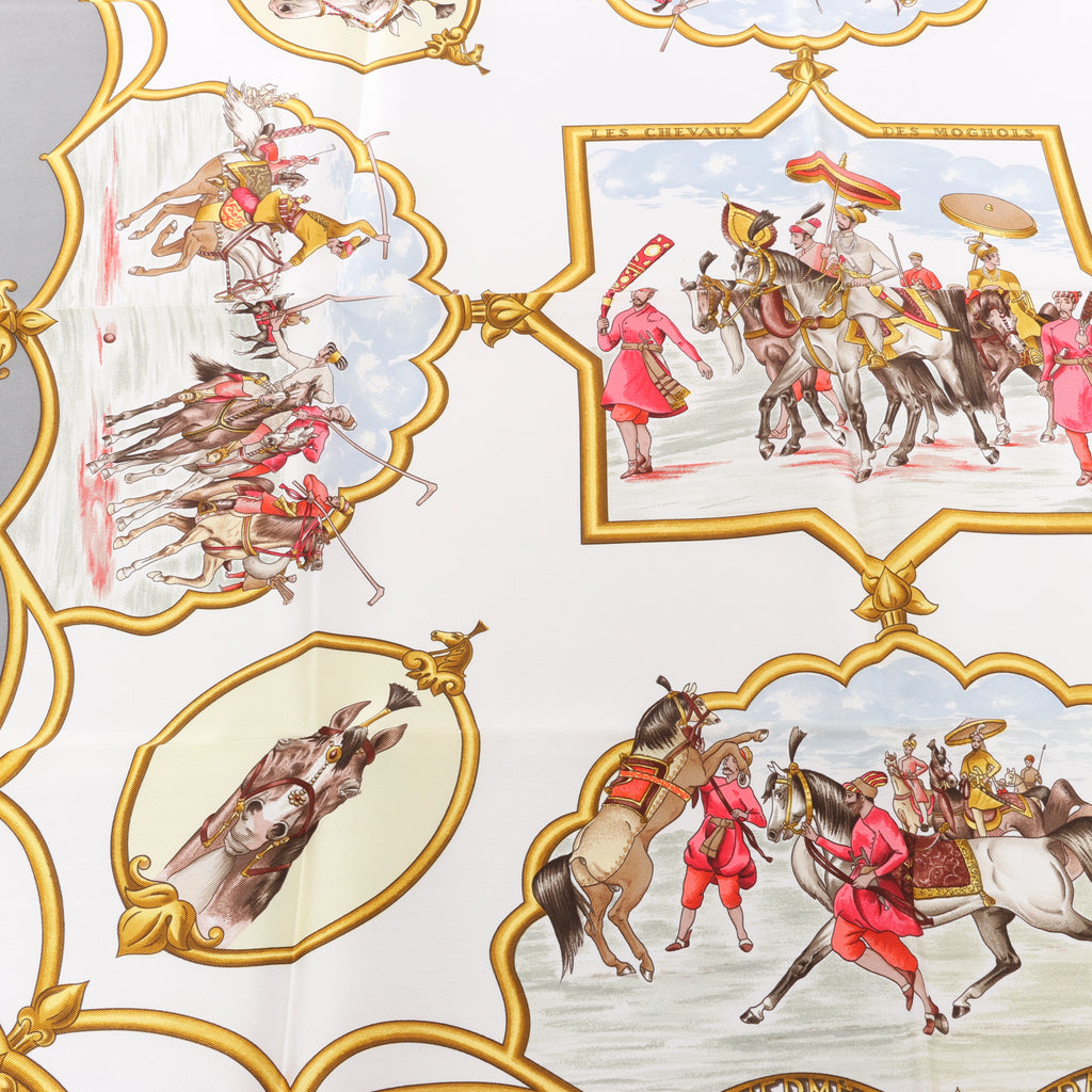 Hermès Carré 90 "LES CHEVAUX DES MOGHOLS" Silk handkerchief in Gray