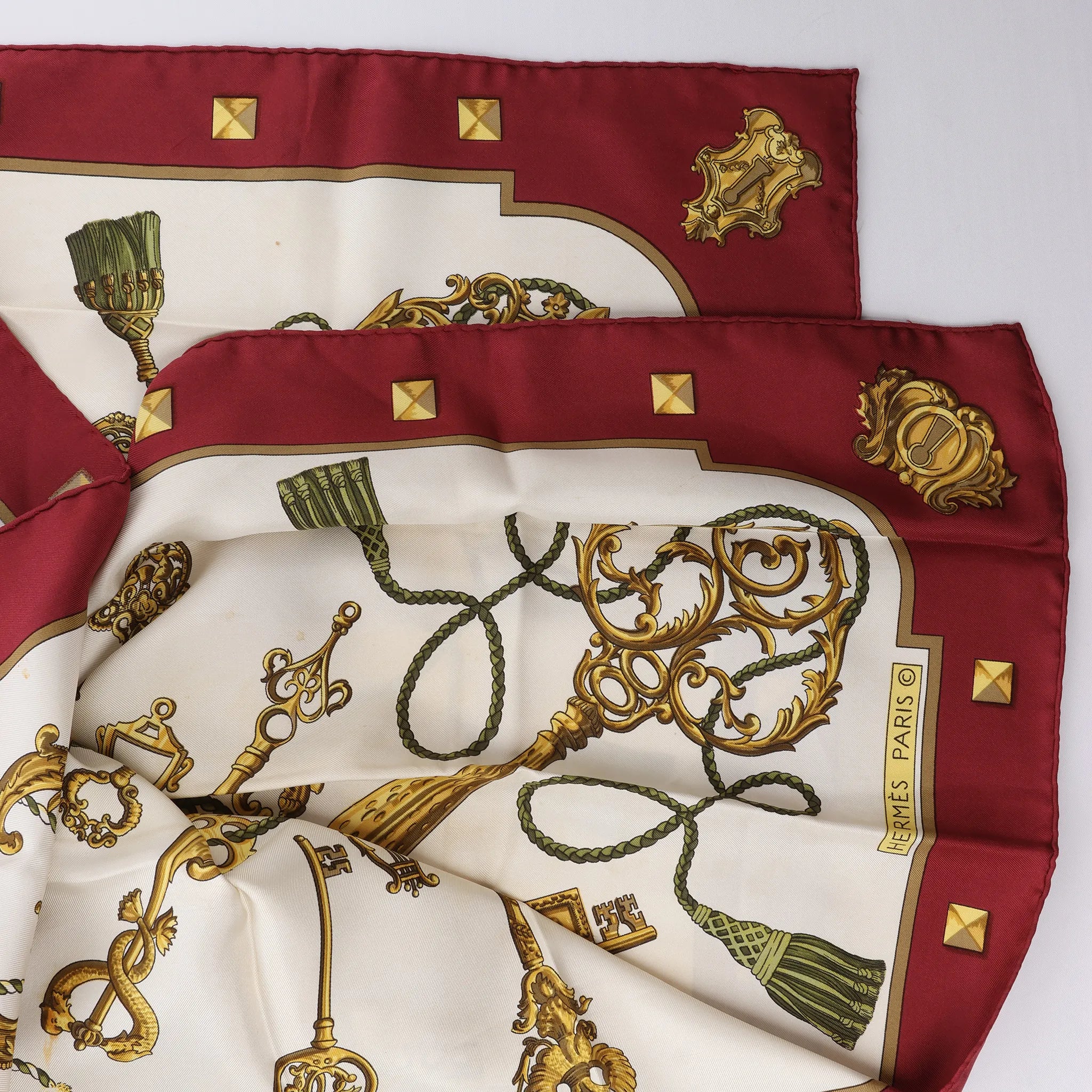 Hermès Carré 90 "LES CLES" Silk handkerchief in Burgundy
