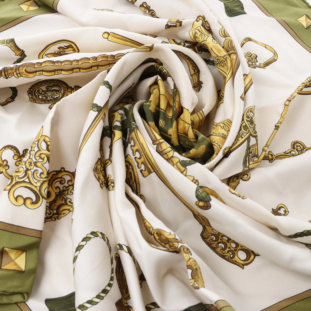 Hermès Carré 90 "LES CLES" Silk handkerchief in Green