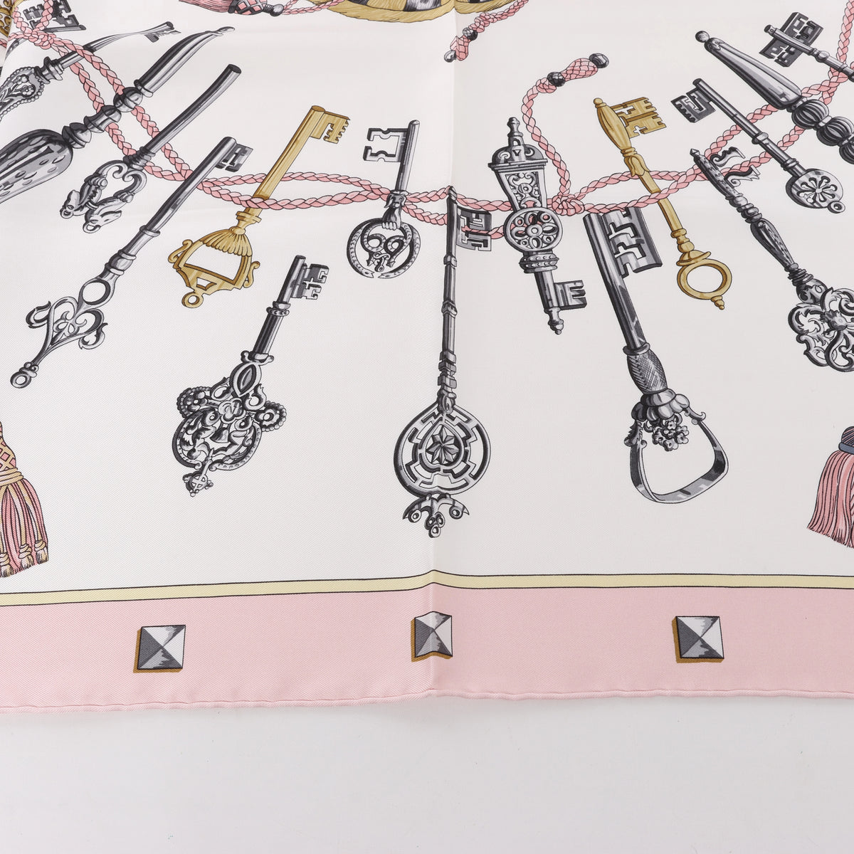 Hermès Carré 90 "LES CLES" Silk handkerchief in Pink