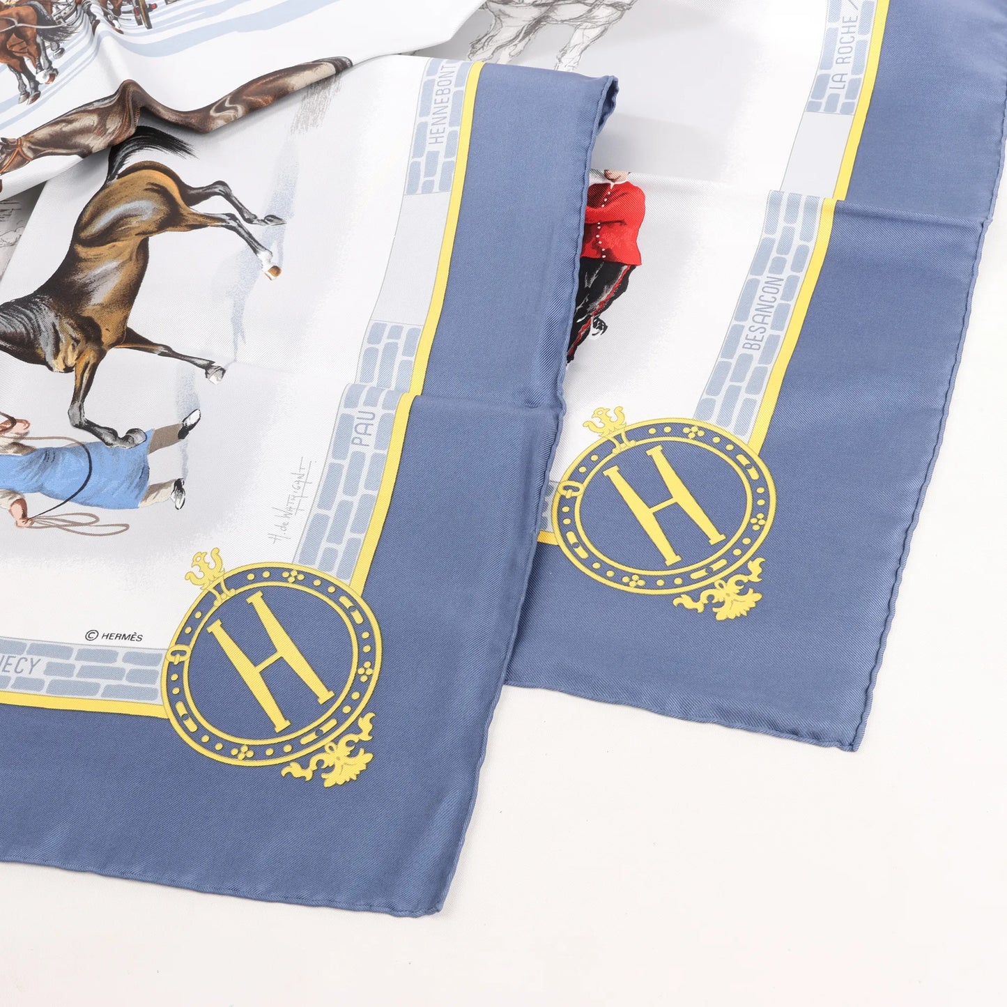 Hermès Carré 90 „LES HARAS NATIONAUX“ Seidentaschentuch in Blau
