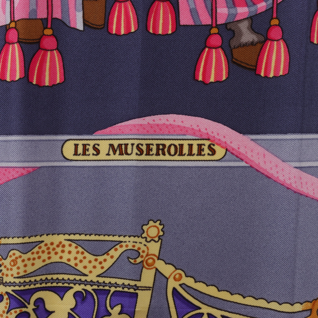 Hermès Carré 90 "LES MUSEROLLES" Silk handkerchief in Gray
