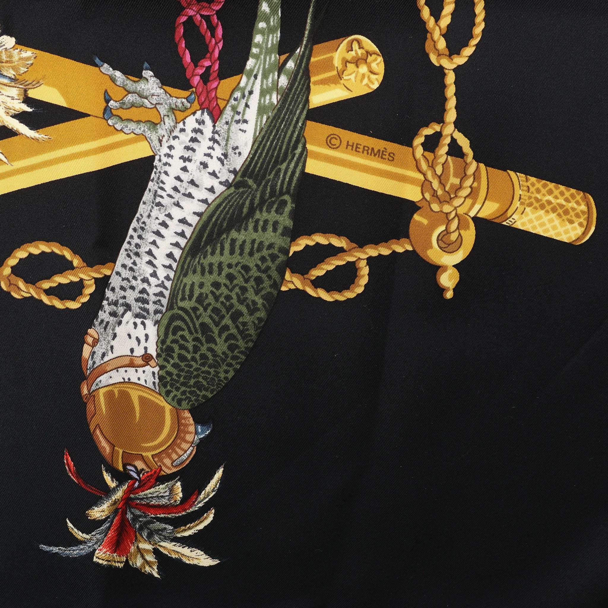 Hermès Carré 90 "LES OISEAUX DU ROY" Silk handkerchief in Black x Gold
