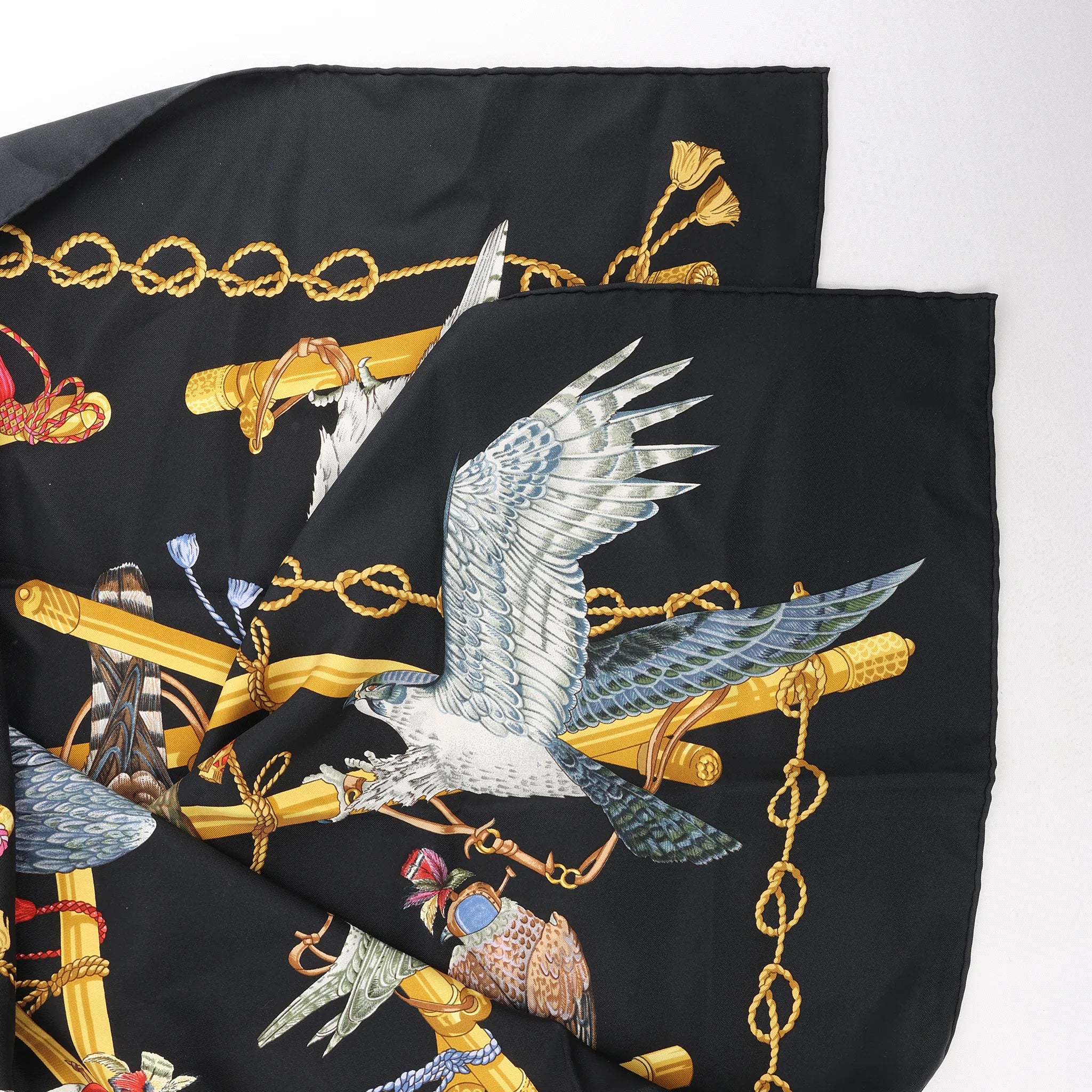 Hermès Carré 90 "LES OISEAUX DU ROY" Silk handkerchief in Black x Gold