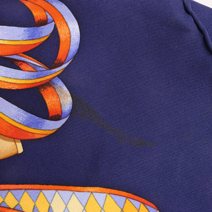 Hermès Carré 90 "LES RUBANS DU CHEVAL" Mouchoir en Soie Bleu Marine