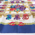 Hermès Carré 90 "LES RUBANS DU CHEVAL" Pañuelo de seda en Azul Marino