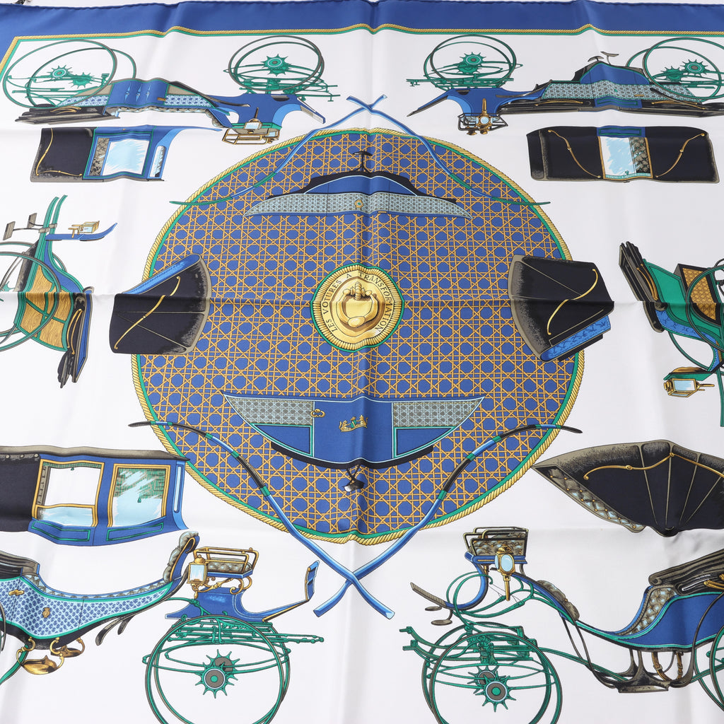 Pañuelo de seda Hermès Carré 90 "LES VOITURES A TRANSFORMATION" en azul