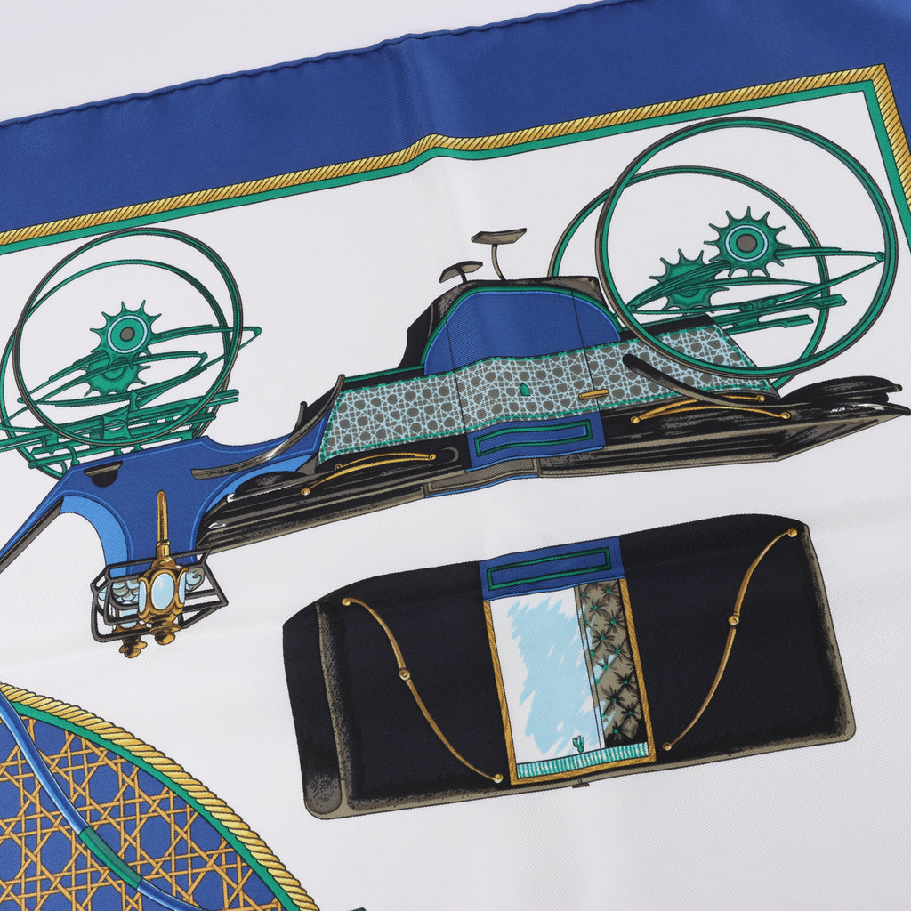 Pañuelo de seda Hermès Carré 90 "LES VOITURES A TRANSFORMATION" en azul