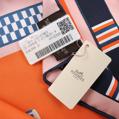Hermès Carré 90 „LETTRES EQUESTRES“ Schal aus 100 % Seide in Orange
