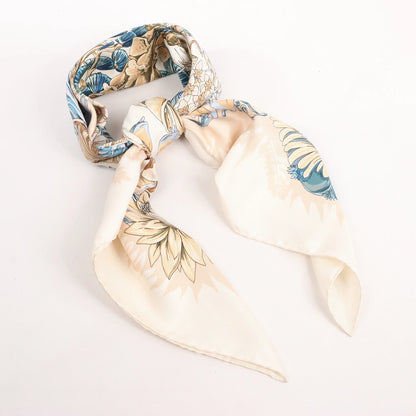 Hermès Carré 90 "LIle Deserte" Silk handkerchief in Beige