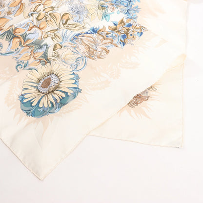 Hermès Carré 90 "LIle Deserte" Silk handkerchief in Beige