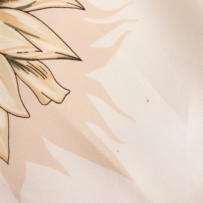 Hermès Carré 90 "LIle Deserte" Silk handkerchief in Beige