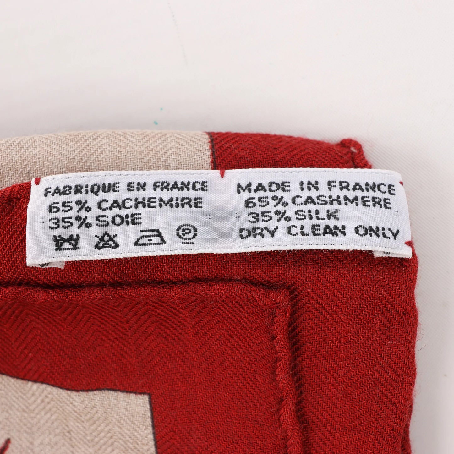 Hermès Carré 90 "LUJO CRIOLLO" Cashmere & Silk handkerchief in Red