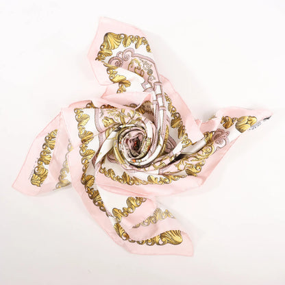 Mouchoir en soie Hermès Carré 90 « LVDOVICVS MAGNVS » rose