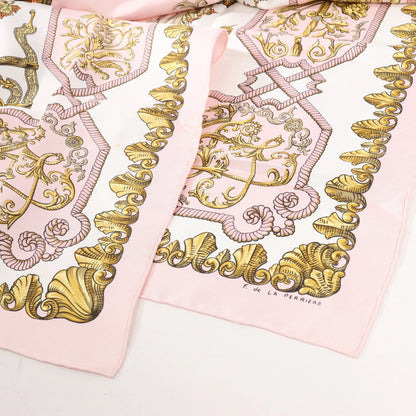 Mouchoir en soie Hermès Carré 90 « LVDOVICVS MAGNVS » rose