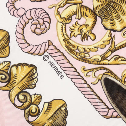 Mouchoir en soie Hermès Carré 90 « LVDOVICVS MAGNVS » rose