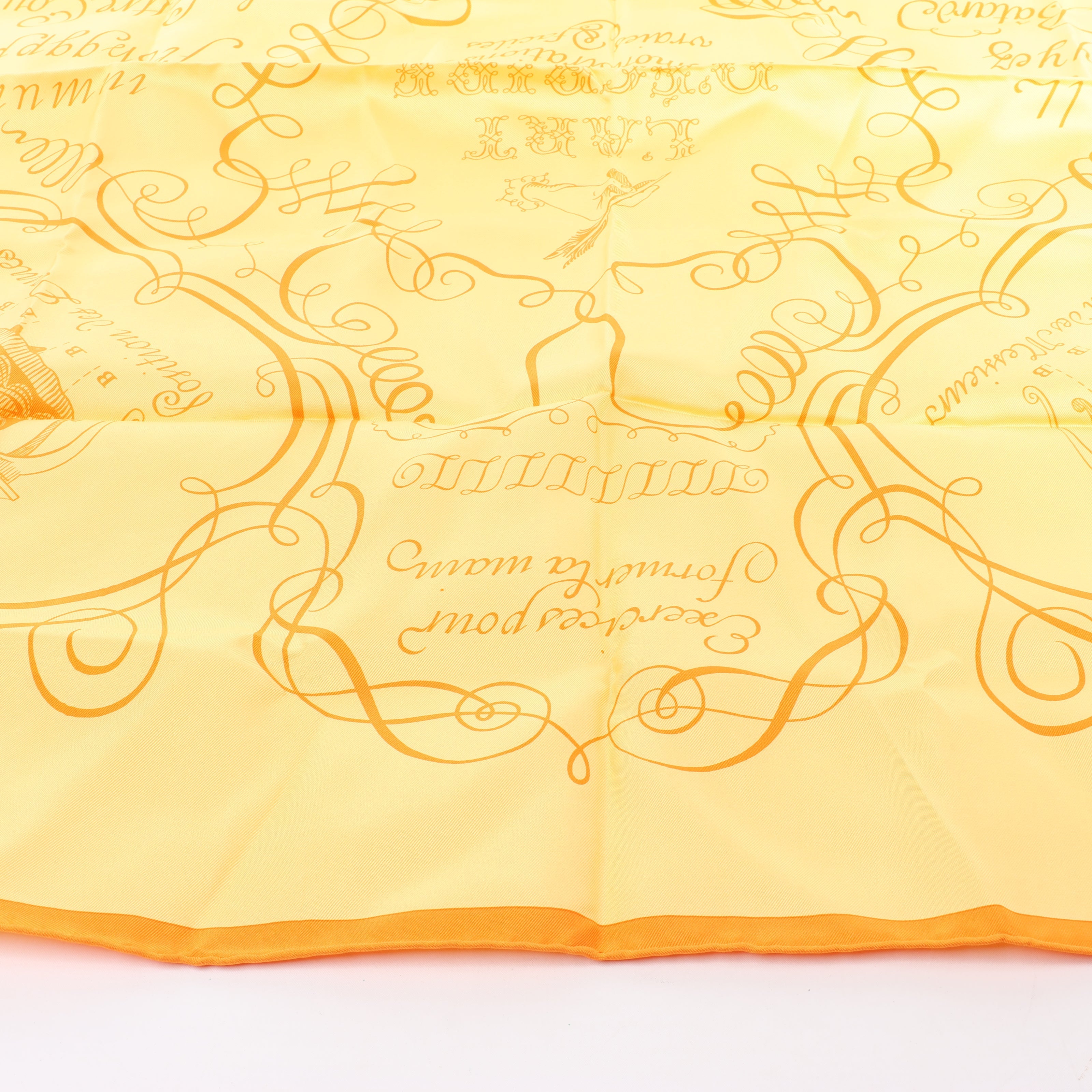 Hermès Carré 90 "L'ART D'ECRIRE" Silk handkerchief in Yellow