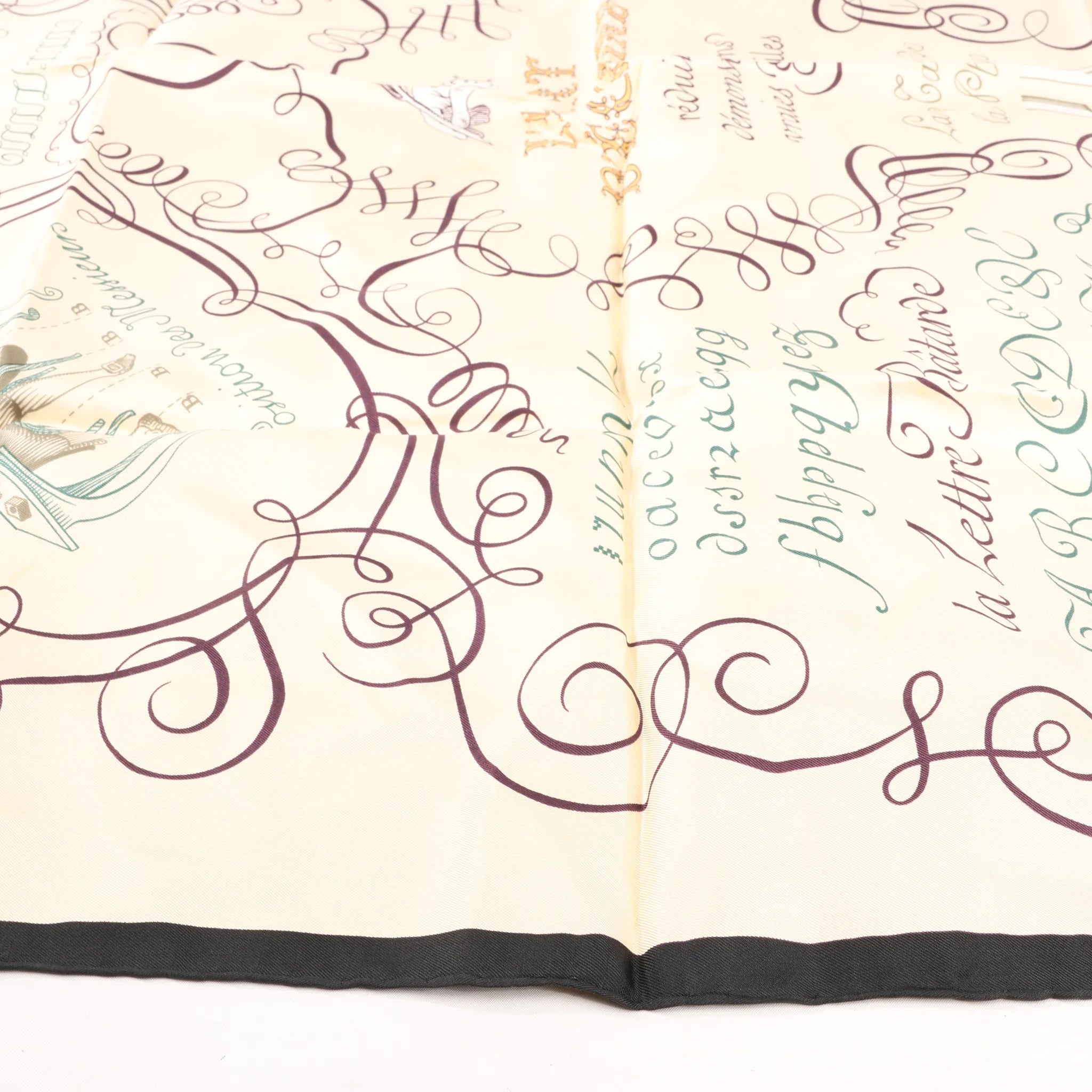 Hermès Carré 90 "L'ART D'ECRIRE" Silk handkerchief in Beige