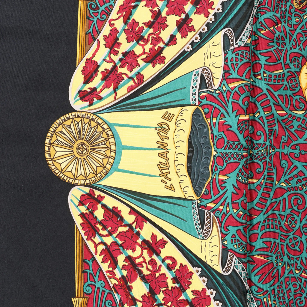 Hermès Carré 90 "L'ATLANTIDE" Silk handkerchief in Black x Gold