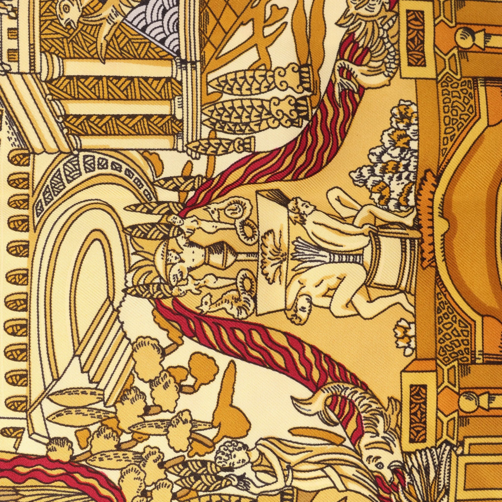 Hermès Carré 90 "L'ATLANTIDE" Silk handkerchief in Black x Gold