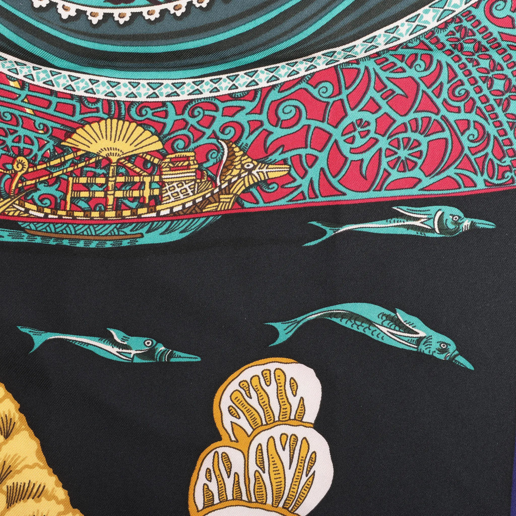 Hermès Carré 90 "L'ATLANTIDE" Silk handkerchief in Black x Gold