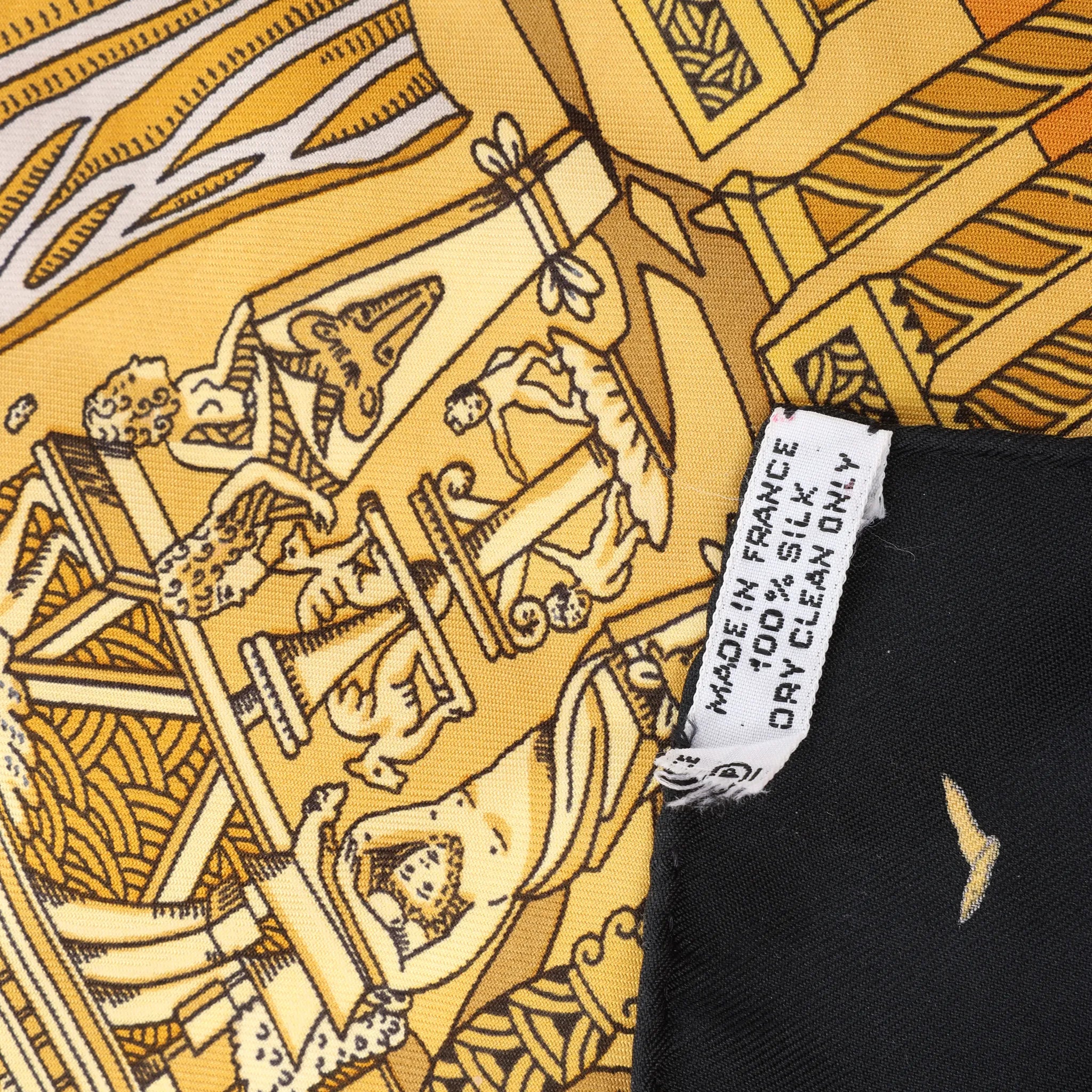 Hermès Carré 90 "L'ATLANTIDE" Silk handkerchief in Black x Gold