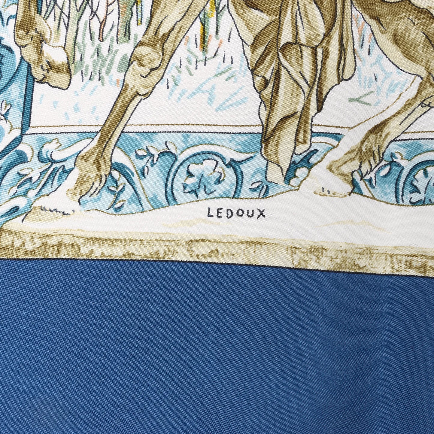 Hermès Carré 90 "L'hiver" Mouchoir en soie en Bleu